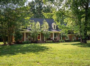 24 Leisure Ln, Jackson, TN 38305