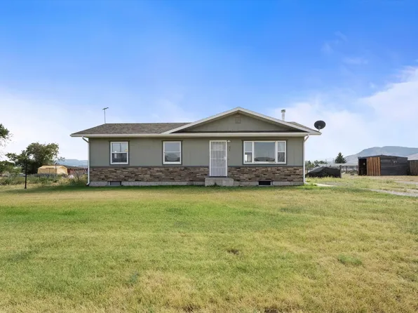 407 Valley View Rd, Helena, MT 59602
