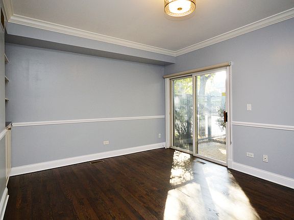 4th image of 2753 N Hermitage Ave #2753