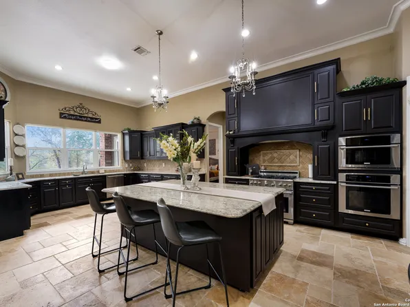 22580 Priest, Elmendorf, TX 78112