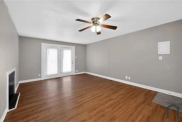 4075 Middlehurst Ln — Photo 16