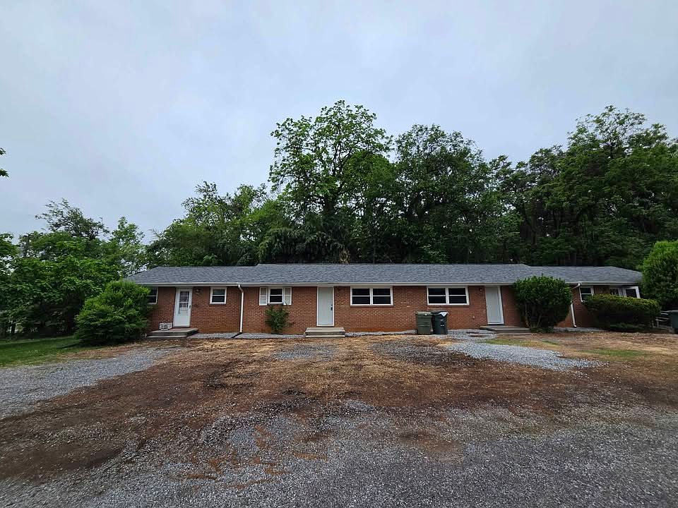 1st image of 1627-1629 Longview Ave #1627