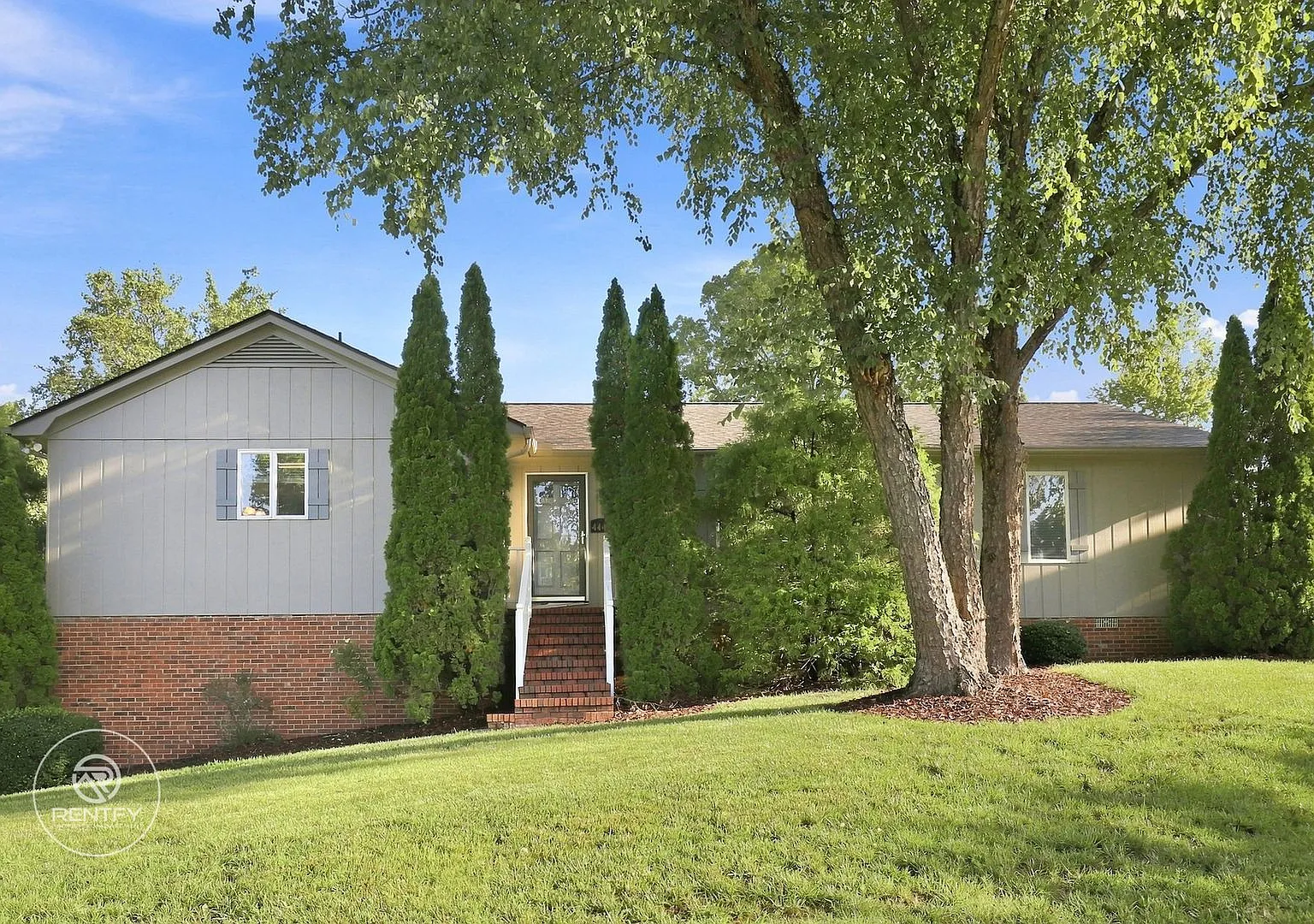4449 Orchard Knob Ln High Point, NC 27265 — Photo 1