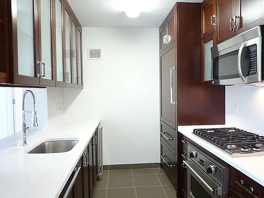 Rented by New York Residence | media 9