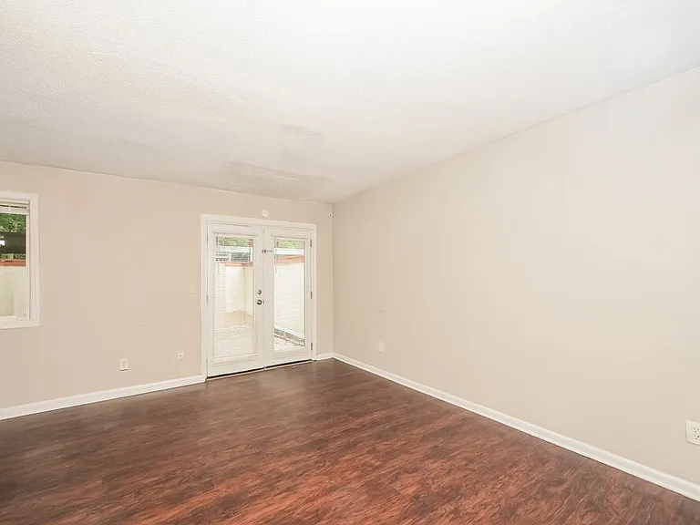 3419 Cobbs Ferry Dr — Photo 5
