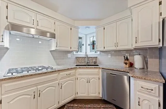 4208 W 74th Ter — Photo 13