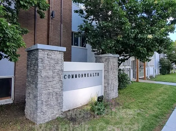 9120 106th Ave NW #107, Edmonton, AB T5H 0M9