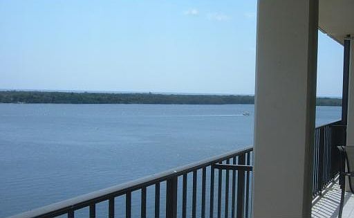 1st image of 132 Lakeshore Dr APT 817