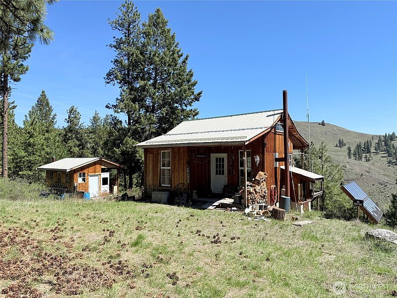 3rd image of 36 Sqove Road