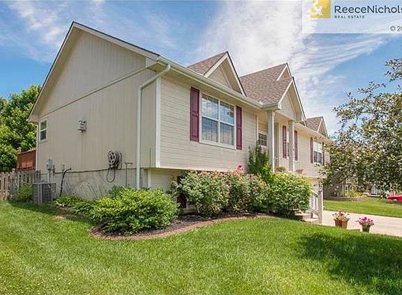 2nd image of 1917 NW Elmwood Dr