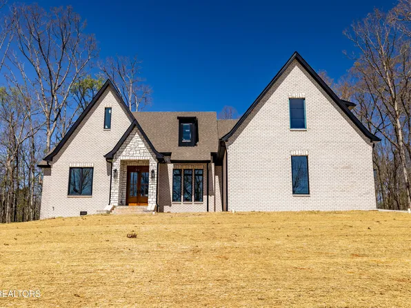 1221 Kellys View Dr, Greenback, TN 37742