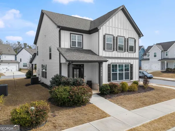5202 Blake Br, Flowery Branch, GA 30542