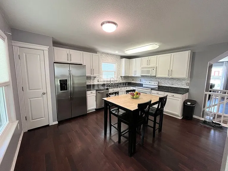 9282 E 108th Ave — Photo 2