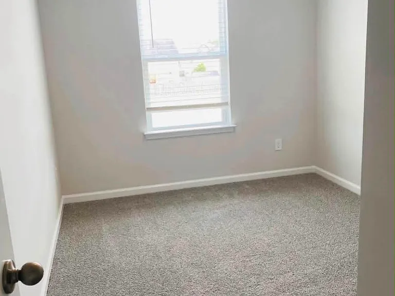 7614 Pennycress Dr — Photo 8