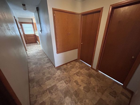 265 Viking Dr #1