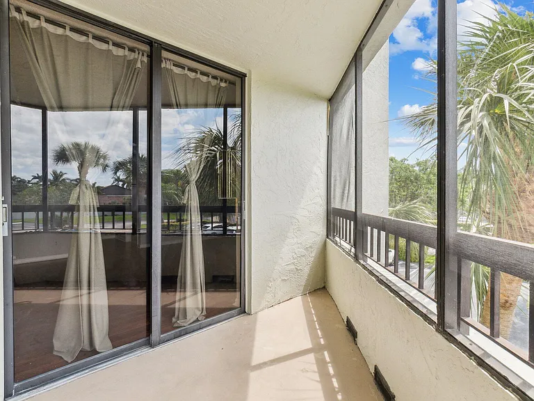 6463 La Costa Dr #201 — Photo 28