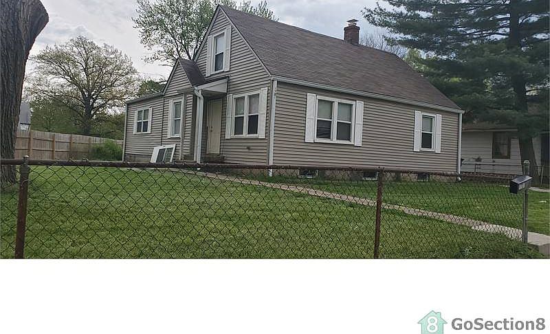 1st image of 1731 Winfield Ave