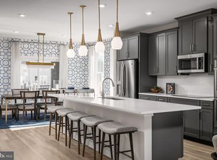 4625 Olivine Dr, Chantilly, VA 20151