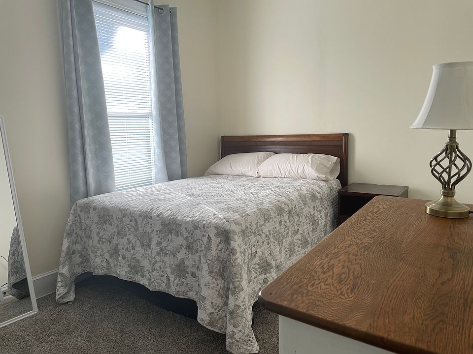 Full-sized bed, dresser, night stand & linens included in each of 3 bedrooms.