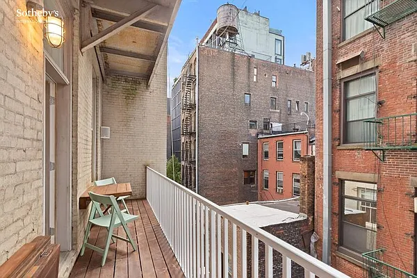 Rented by Sotheby's International Realty | media 26