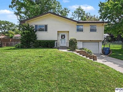 601 Chestnut Dr, Gretna, NE, 68028
