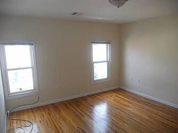 5th image of 33-35 Hensler St