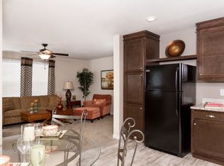 193 Parkwood Rd, Elgin, IL 60123