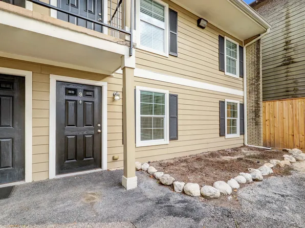 1222 Heights Blvd APT 9, Houston, TX 77008