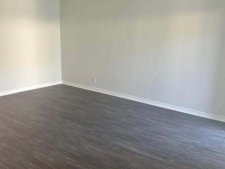 El Cortez Apartments — Photo 9