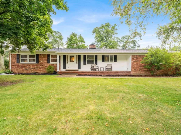 2669 Avonhurst Dr, Troy, MI 48084