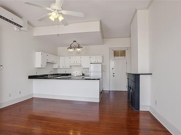 5th image of 708 Orleans St #E