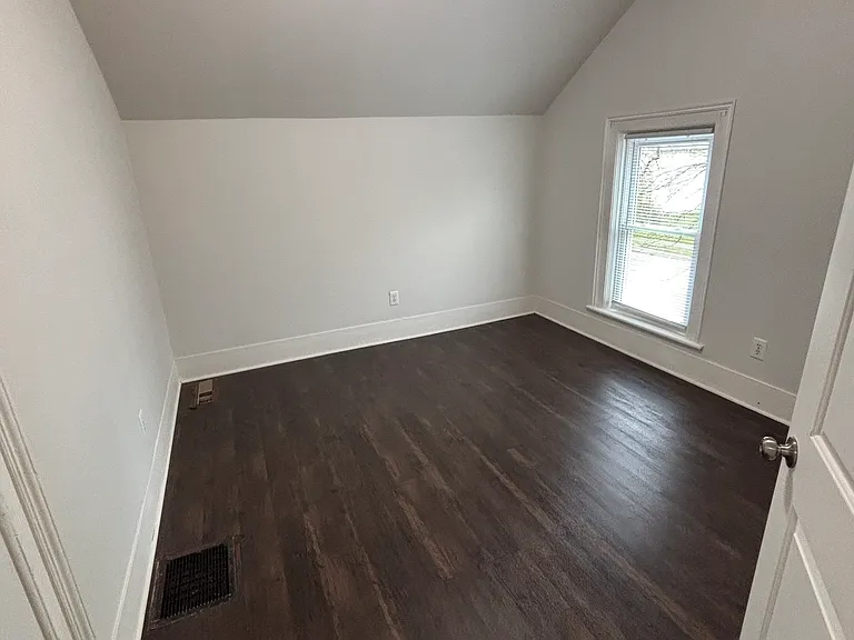 1914 Stone St #2 — Photo 10