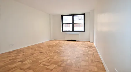 Rented by Manhattan Realty Group