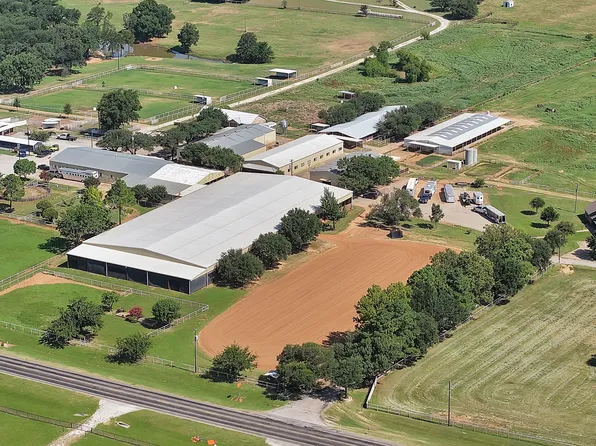 15135 E Fm 922, Tioga, TX 76271