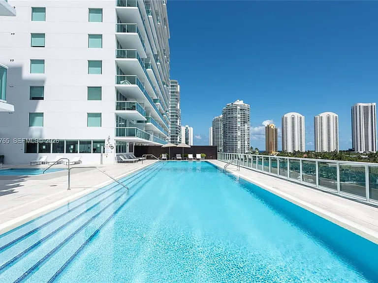 400 Sunny Isles Blvd #1518 — Photo 38