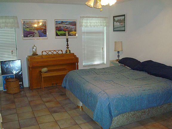 Spacious master bedroom