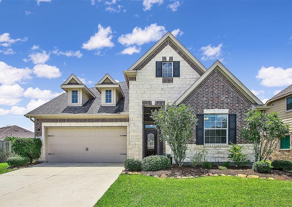 Gorgeous elevation with an inviting entry