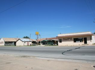 1000 Hutchins Ave, Ballinger, TX 76821