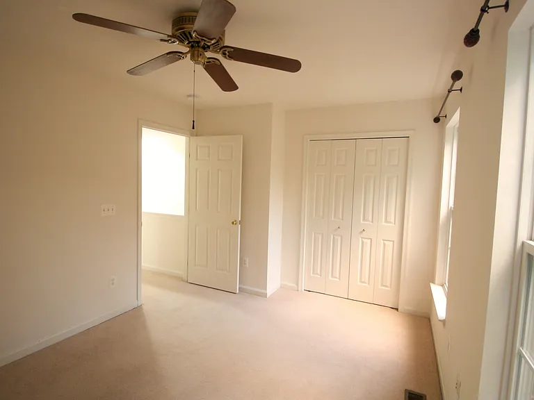 44501 Potter Ter — Photo 15