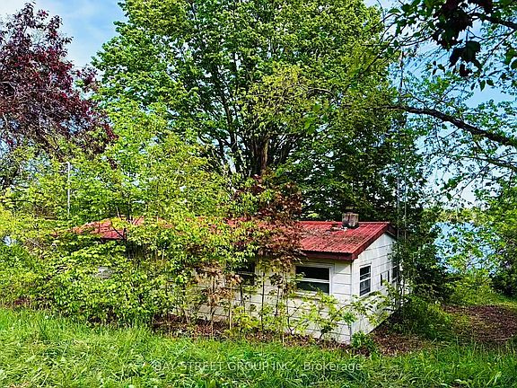 3rd image of 1288 Portage Rd
