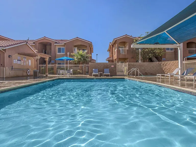 Plumtree Apartments — Photo 5