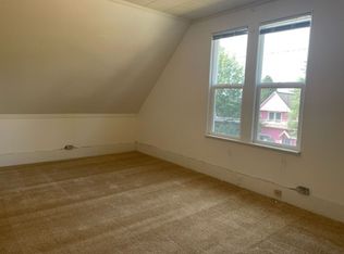 2141 N 61st St #3-D, Seattle, WA 98103