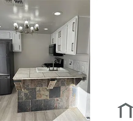 511 N 32nd Pl #A — Photo 15