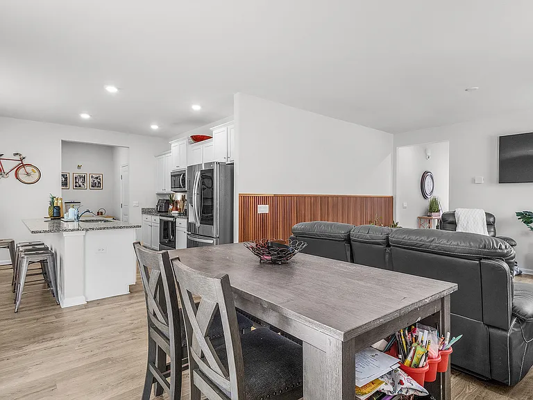 6 Coby Ln — Photo 17