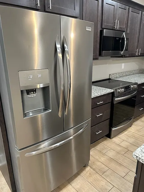 3 bed, 1750 sqft, $1,650 — Photo 4