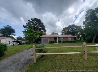 6495 Green Meadow Rd, Fayetteville, NC 28304