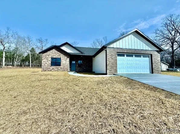 103 Remington Cir, Houston, MO 65483