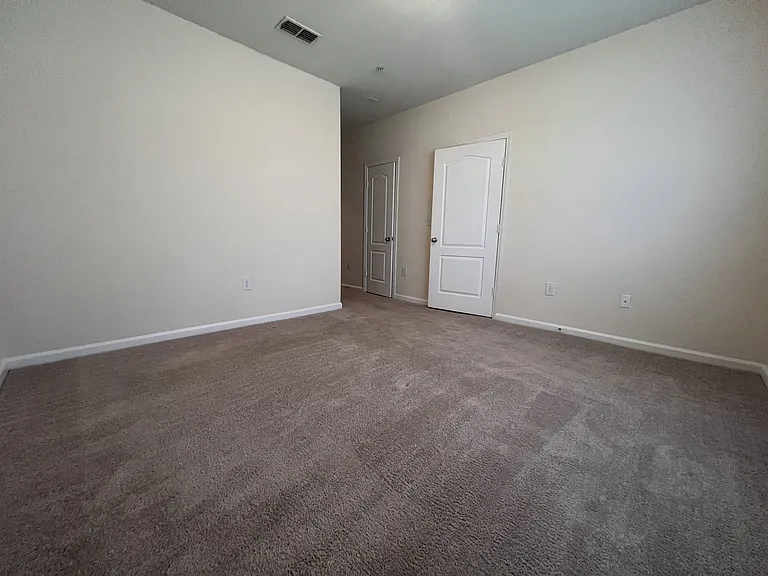 Wesley Kensington Apartments at Stonecrest — Photo 276