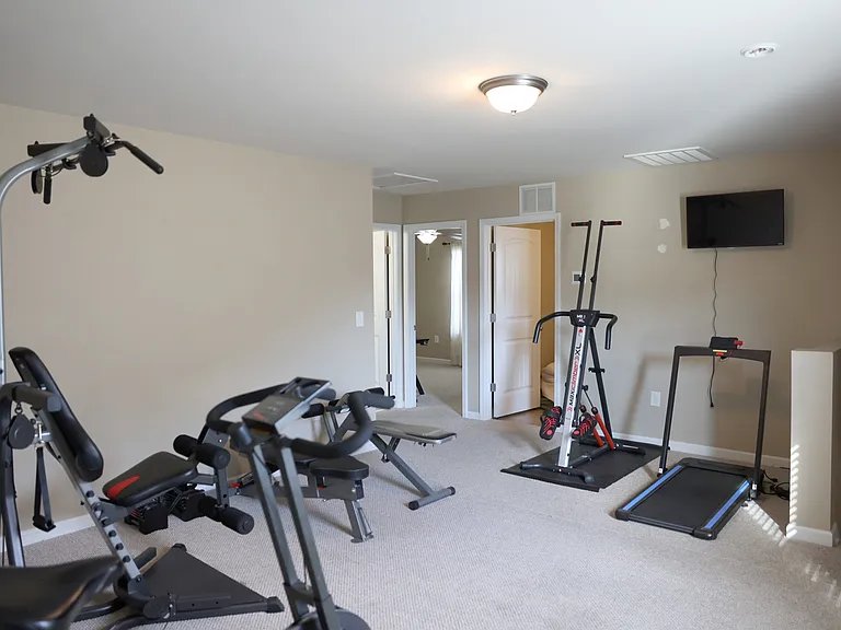 2510 Perthshire Ln — Photo 16