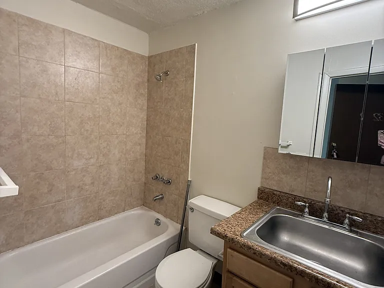 1855 Burnet Ave #6 — Photo 7
